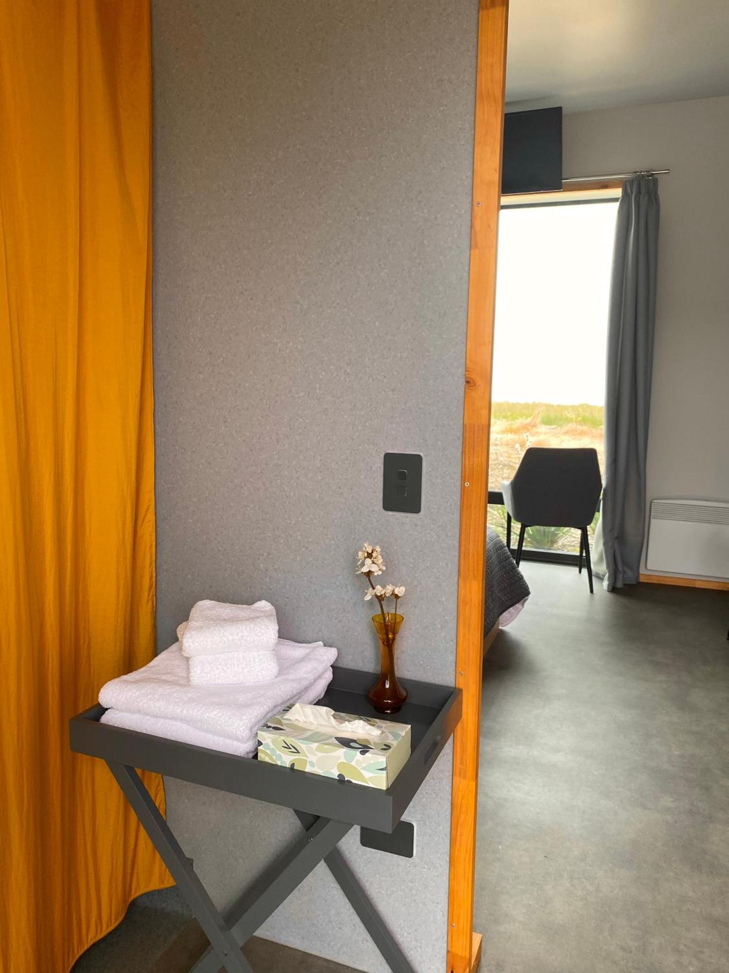 Tuatapere “The Cliffs” Humpridge View Motels מראה חיצוני תמונה
